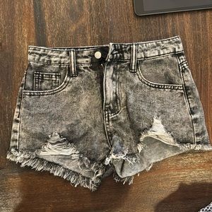Girls size 10yr Shein jean shorts